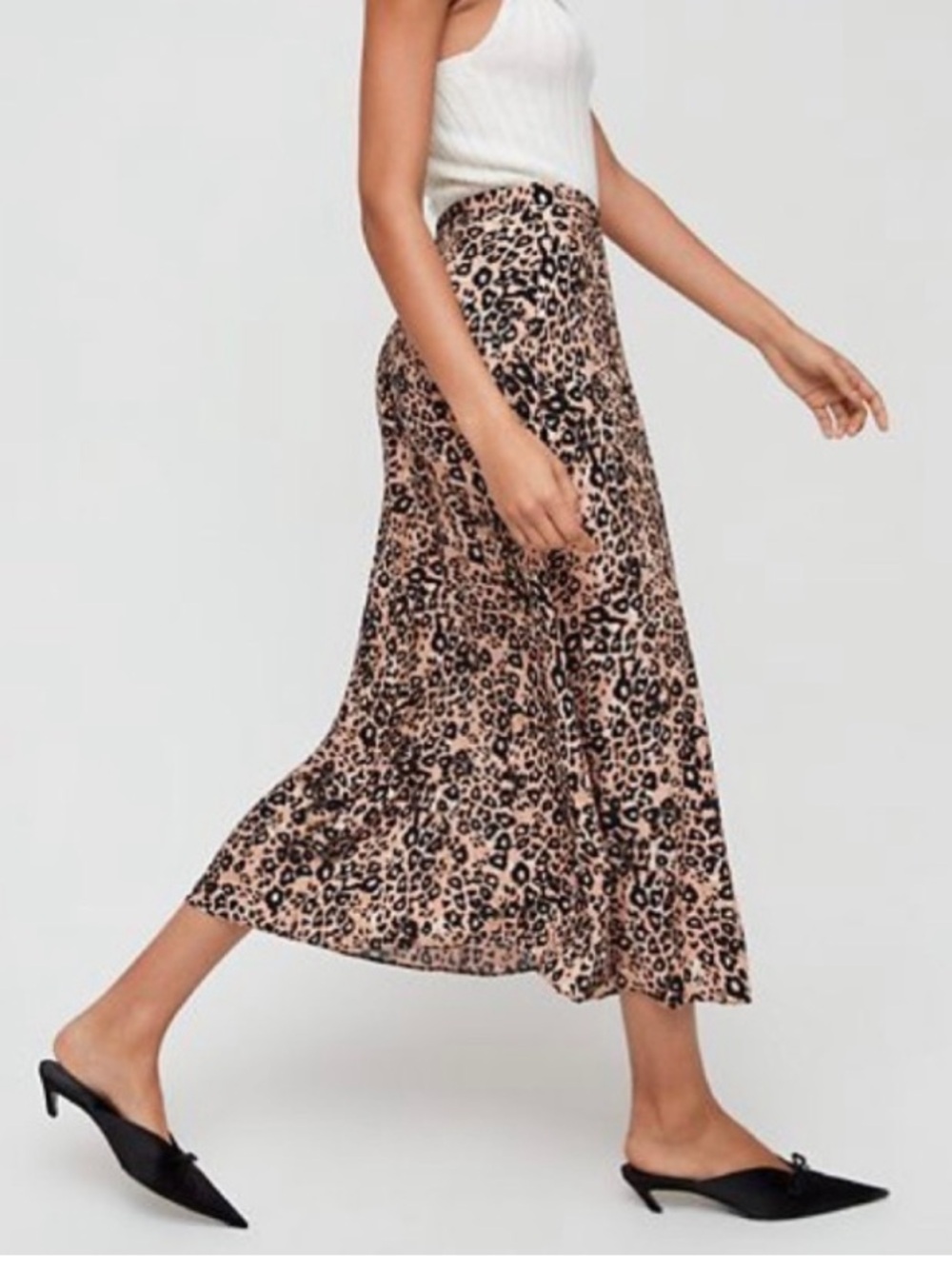 Wilfred Aritzia Slip Style Midi Skirt Leopard Print size 4